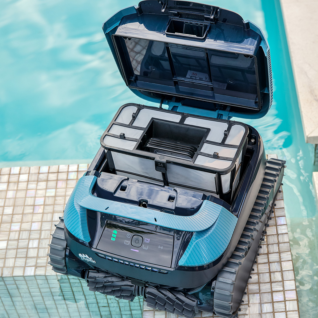 Dolphin EON 100 filter compartment showing DebrisLock filtration